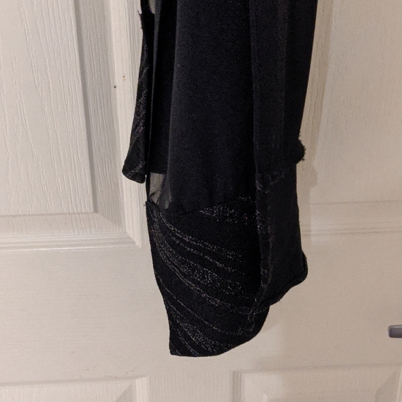 GUC black asymmetrical dress - Picture 7 of 9